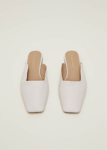 Phase Eight Slip On Mule Flats White Canada | EBTRZG-534